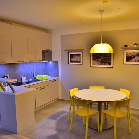Bajkowa Plaza - Amber Apartment กดัญสก์ ภายนอก รูปภาพ